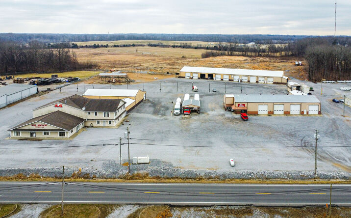 Pictures of Industrial, Mixed Use, Office property located at 4200 Cairo Rd, Paducah, KY 42001 for sales - image #1