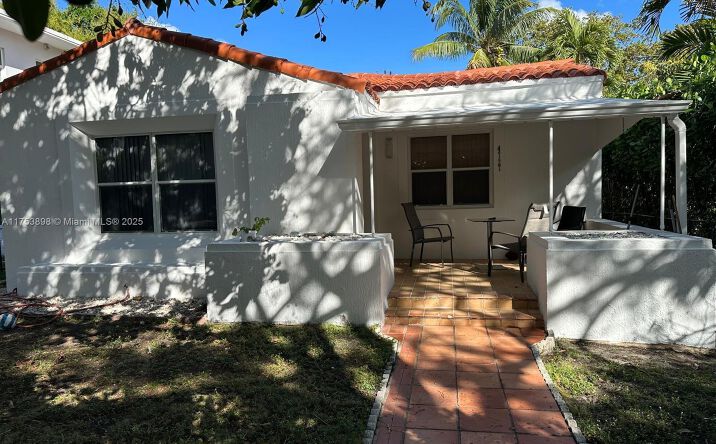Pictures of Multifamily property located at 4727 NE 1st Ct, Miami, FL 33137 for sales - image #1
