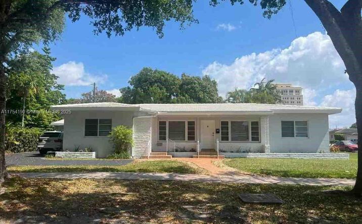 Pictures of Multifamily property located at 401 Malaga, Coral Gables, FL 33134 for sales - image #1