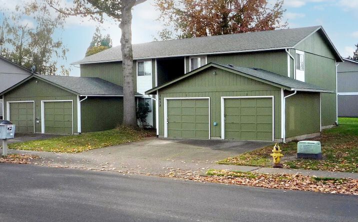 Pictures of Multifamily property located at 3639 47th Ave NE, Salem, OR 97305 for sales - image #1