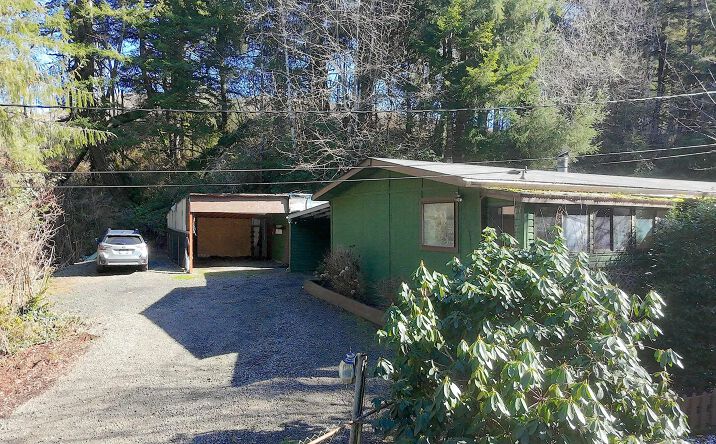 Pictures of Multifamily property located at 519 Wright Creek Road, Toledo, OR 97391 for sales - image #1
