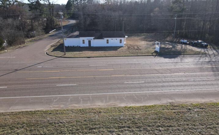 Pictures of Mixed Use property located at 600 US-64, Adamsville, TN 38310 for sales - image #1