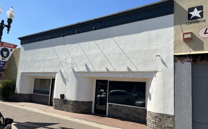 Pictures of Business for Sale property located at 29 N Main St, Porterville, CA 93257 for sales - image #1