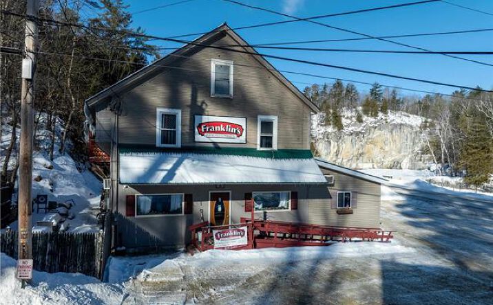 Pictures of Retail property located at 25 North St, Proctor, VT 05765 for sales - image #1