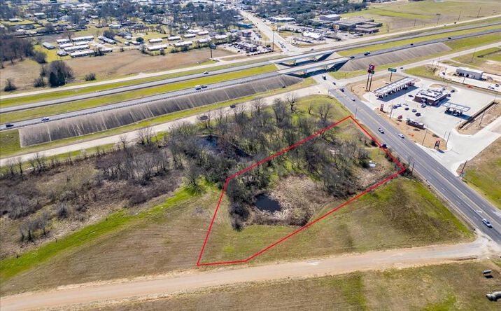 Pictures of Land property located at 606 N 3rd Street, Mabank, TX 75147 for sales - image #1