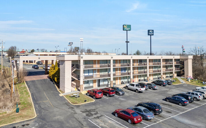 Pictures of Hospitality, Multifamily property located at 1014 Cosby Hwy, Newport, TN 37821 for sales - image #1
