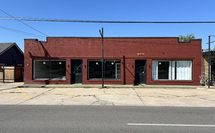 Pictures of Retail property located at 9201 N Western Ave, Oklahoma City, OK 73114 for sales - image #1