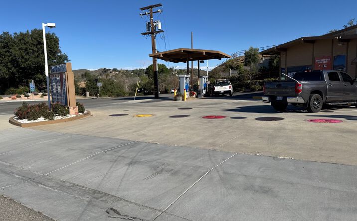 Pictures of Business for Sale property located at 5226 Palo Comado Canyon Rd, Agoura Hills, CA 91301 for sales - image #1