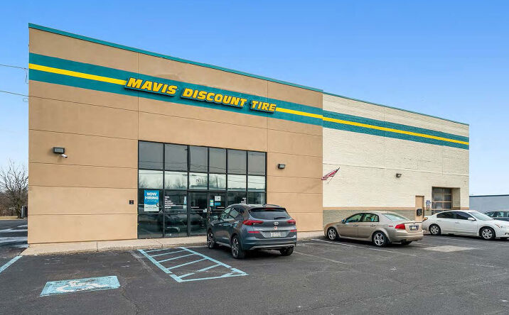 Pictures of Retail property located at 763 Bethlehem Pike, Montgomeryville, PA 18936 for sales - image #1