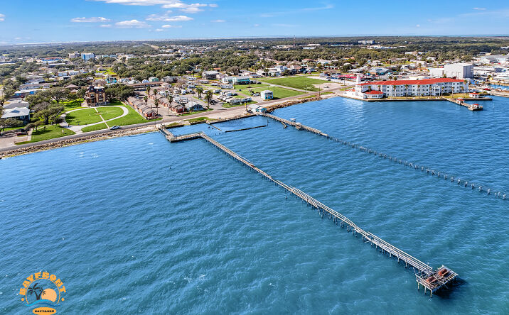 Pictures of Hospitality property located at 309 Fulton Beach Rd, Rockport, TX 78382 for sales - image #1