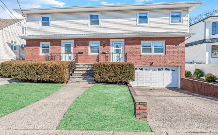Pictures of Mixed Use property located at 68 Graywood Rd, Port Washington, NY 11050 for sales - image #1