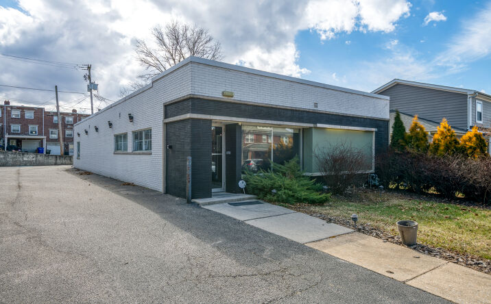 Pictures of Retail, Multifamily, Mixed Use, Special Purpose property located at 1408 3rd Ave, York, PA 17403 for sales - image #1