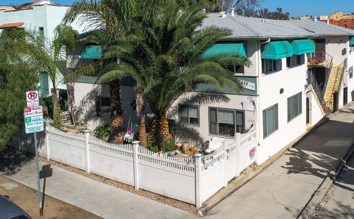Pictures of Multifamily property located at 1820 Grace Ave, Los Angeles, CA 90028 for sales - image #1