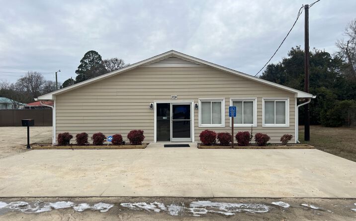 Pictures of Retail, Office, Industrial property located at 3738 Boone Trail, Fayetteville, NC 28306 for sales - image #1