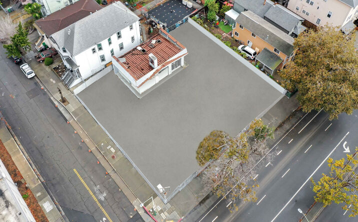 Pictures of Office, Retail property located at 1230 14th St, Oakland, CA 94607 for sales - image #1