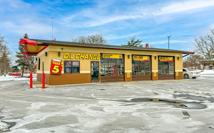 Pictures of Retail property located at 17780 Bagley Rd, Cleveland, OH 44130 for sales - image #1