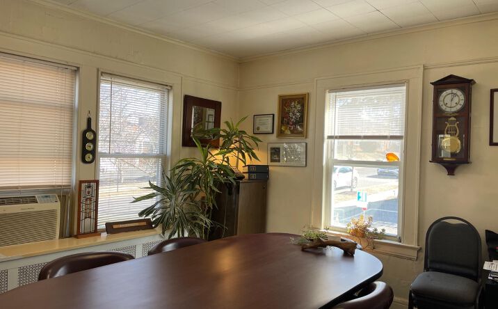 Pictures of Office property located at 822 Raritan Avenue, Highland Park, NJ 08904 for sales - image #1