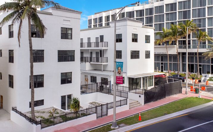 Pictures of Hospitality, Retail property located at 2814 Collins Ave, Miami Beach, FL 33140 for sales - image #1