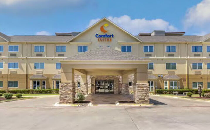 Pictures of Hospitality property located at 13165 N Central Expy, Dallas, TX 75243 for sales - image #1