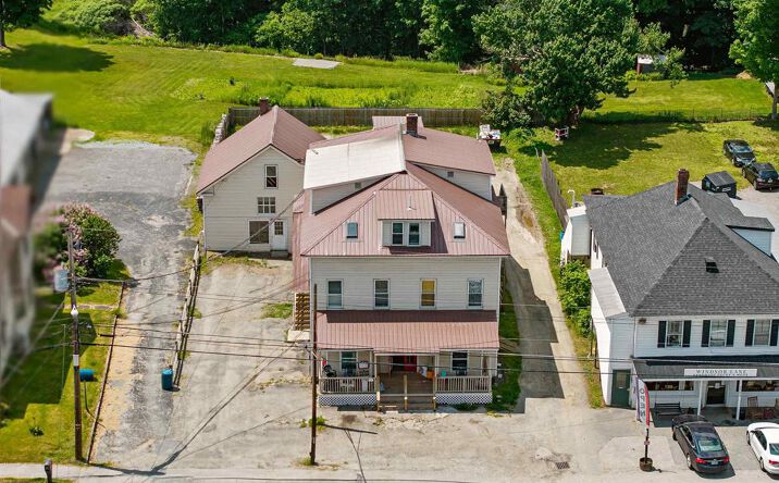 Pictures of Multifamily property located at 2733 Dartmouth College Hwy, Haverhill, NH 03774 for sales - image #1