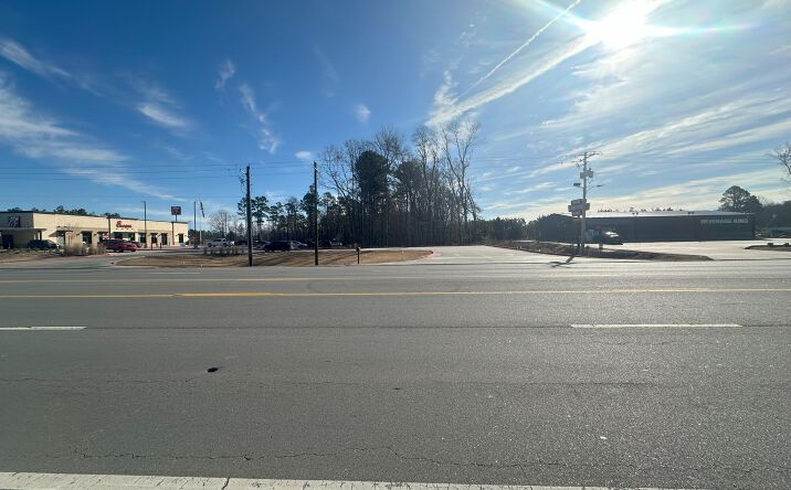 Pictures of Land property located at 5703 S Olive St, Pine Bluff, AR 71603 for sales - image #1