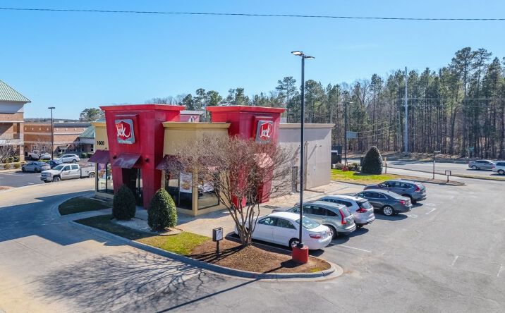 Pictures of Retail property located at 1600 E Roosevelt Blvd, Monroe, NC 28112 for sales - image #1