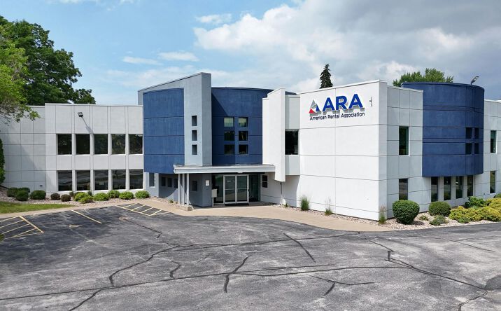 Pictures of Office property located at 1900 19th St, Moline, IL 61265 for sales - image #1