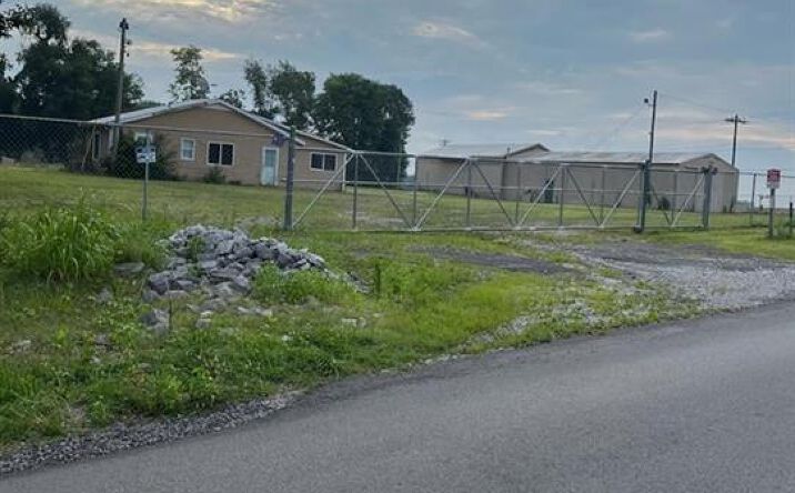 Pictures of Land property located at 1753 Rich Pond Rd, Bowling Green, KY 42104 for sales - image #1