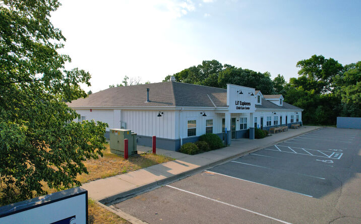 Pictures of Retail property located at 1485 Bunker Lake Blvd NW, Andover, MN 55304 for sales - image #1