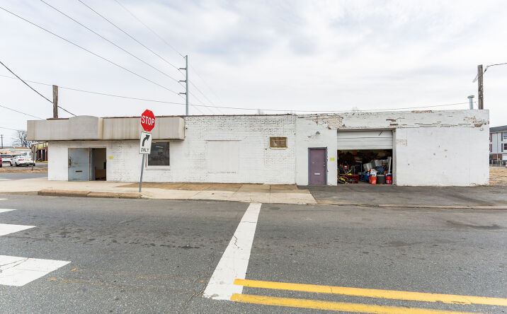 Pictures of Industrial property located at 1508 & 1512 N. Heald St., Wilmington, DE 19802 for sales - image #1