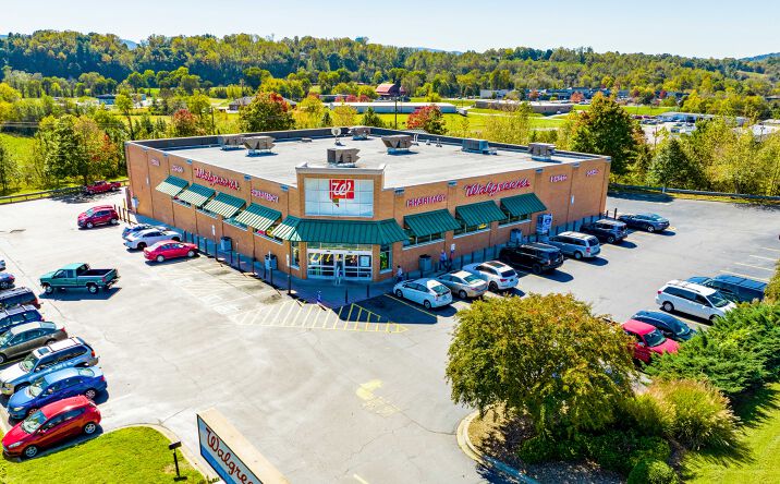 Pictures of Retail property located at 1395 W D St, North Wilkesboro, NC 28659 for sales - image #1