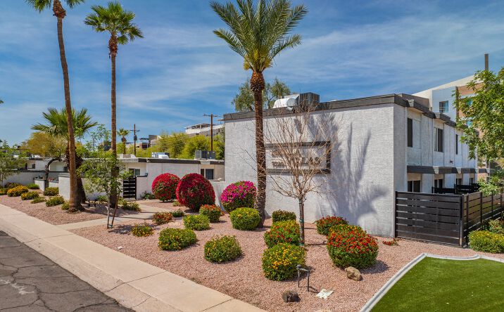 Pictures of Multifamily property located at 7320 E Belleview St, Scottsdale, AZ 85257 for sales - image #1