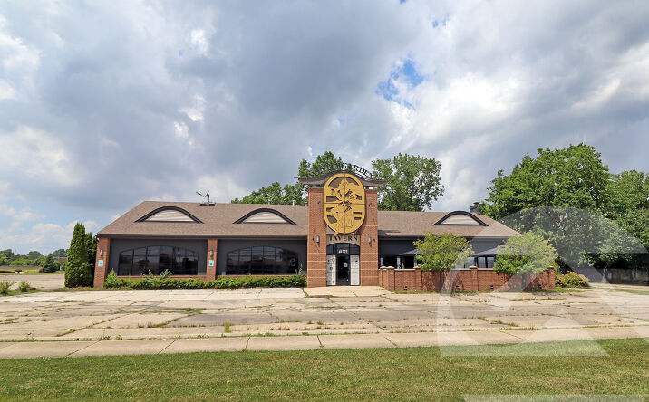 Pictures of Retail property located at 46777 Gratiot Ave, Chesterfield, MI 48051 for sales - image #1