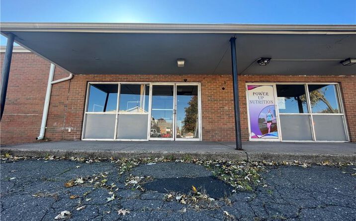 Pictures of Retail property located at 1549 Main St, East Hartford, CT 06108 for sales - image #1