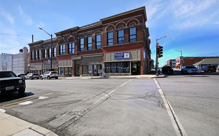 Pictures of Office property located at 100 S 5Th Street, Leavenworth, KS 66048 for sales - image #1