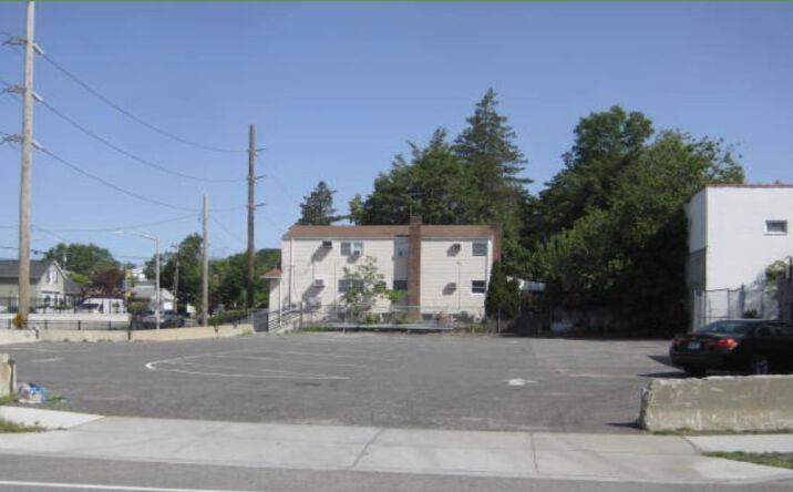 Pictures of Land property located at 118 Covert Ave, New Hyde Park, NY 11040 for sales - image #1
