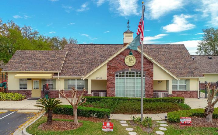 Pictures of Retail property located at 10301 Cross Creek Blvd, Tampa, FL 33647 for sales - image #1