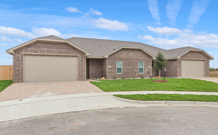 Pictures of Multifamily property located at 705 Tower Mill Court, Robinson, TX 76706 for sales - image #1