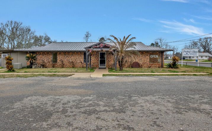 Pictures of Business for Sale property located at 417 Rusk Ave, Wells, TX 75976 for sales - image #1