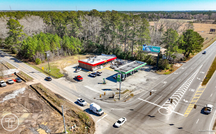 Pictures of Retail property located at 3410 W Highway 501, Conway, SC 29526 for sales - image #1