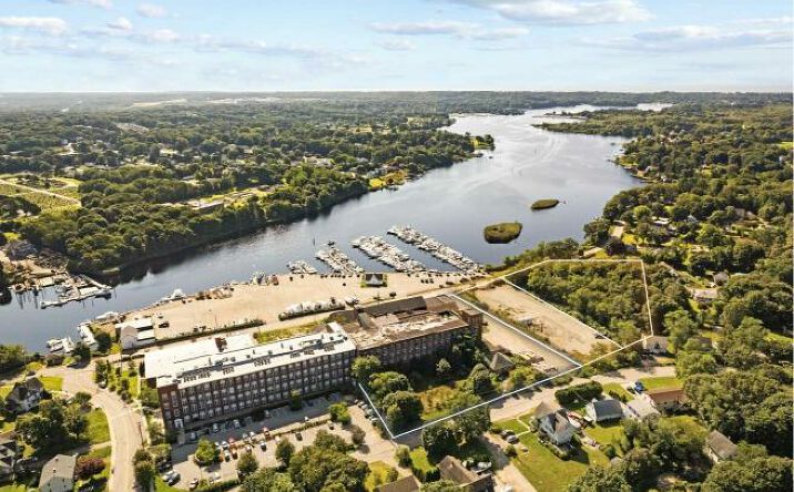 Pictures of Land, Multifamily, Special Purpose property located at 21 Pawcatuck Ave, Stonington, CT 06379 for sales - image #1
