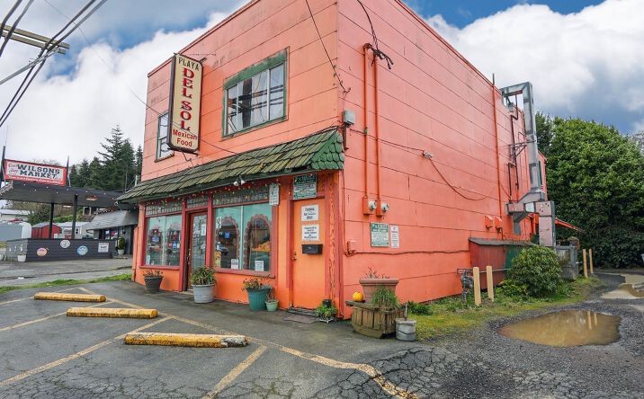 Pictures of Multifamily, Retail property located at 63058 US-101, Coos Bay, OR 97420 for sales - image #1