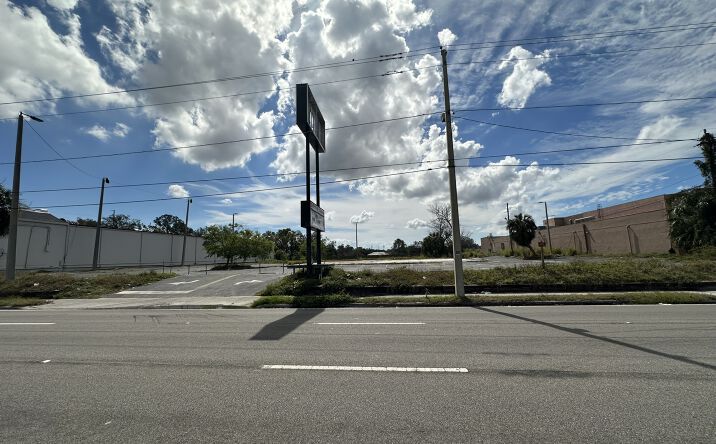 Pictures of Land property located at 2401 E Busch Blvd, Tampa, FL 33612 for sales - image #1