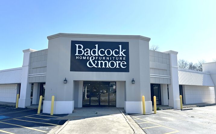 Pictures of Retail property located at 3318 Mercer University Dr, Macon, GA 31204 for sales - image #1