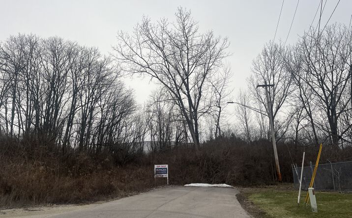 Pictures of Land property located at 0 Graham Drive, Franklin, OH 45005 for sales - image #1
