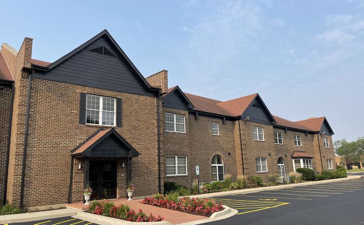 Pictures of Office property located at 825 E Golf Rd, Arlington Heights, IL 60005 for sales - image #1