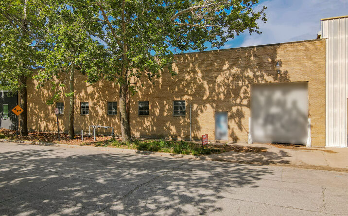 Pictures of Industrial property located at 131 S Ellis St, Wichita, KS 67211 for sales - image #1