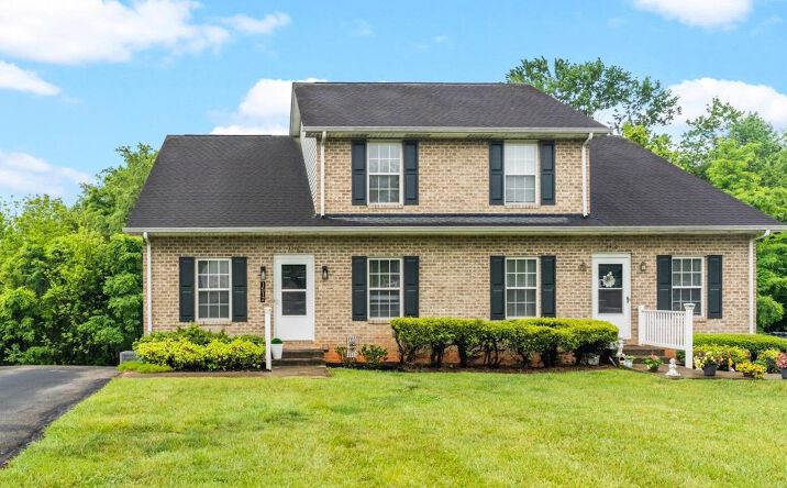 Pictures of Multifamily property located at 1515 Cassell Ln, Bedford, VA 24523 for sales - image #1