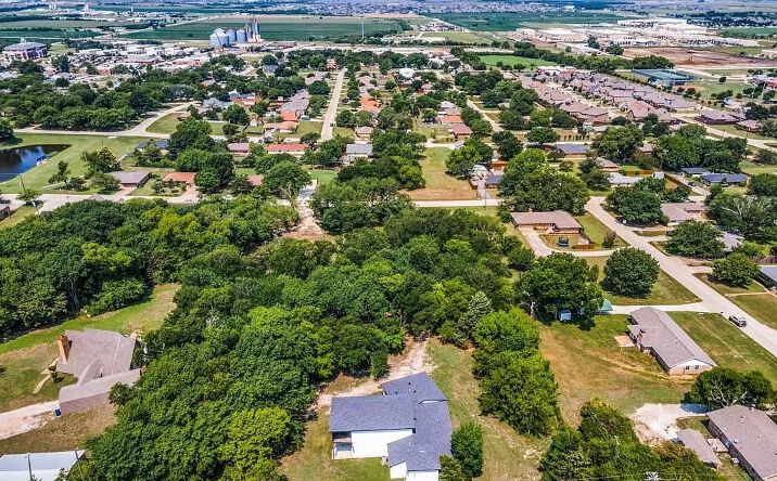 Pictures of Land, Senior Living property located at 304 N Parvin St, Prosper, TX 75078 for sales - image #1