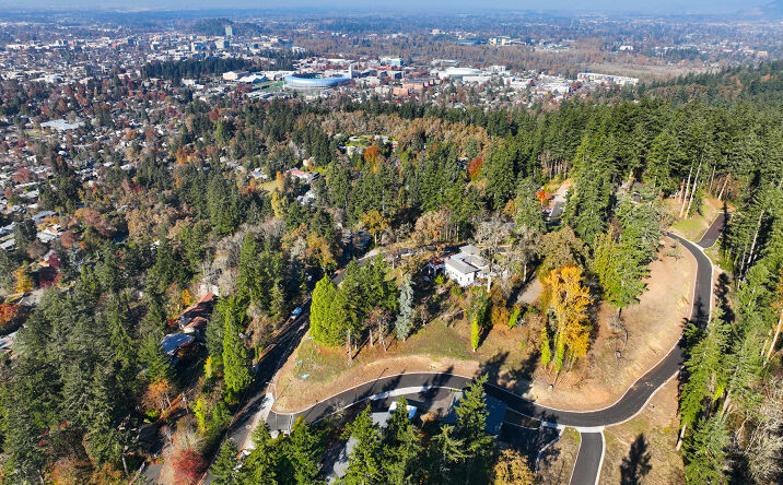 Pictures of Land property located at 2989 Capital Dr, Eugene, OR 97403 for sales - image #1